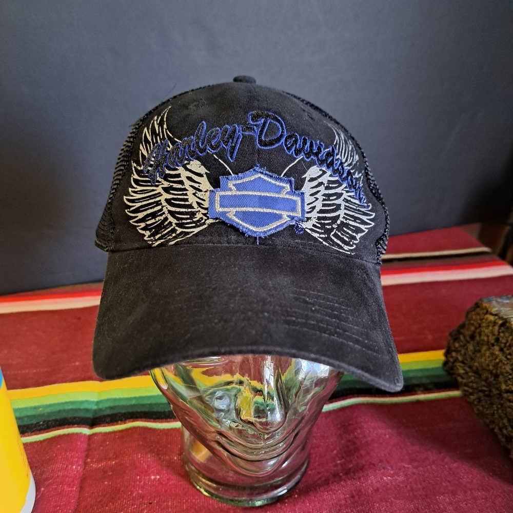 VINTAGE Harley Davidson Mesh Hat Cap Strap Back Black Wings‎ Butte Montana